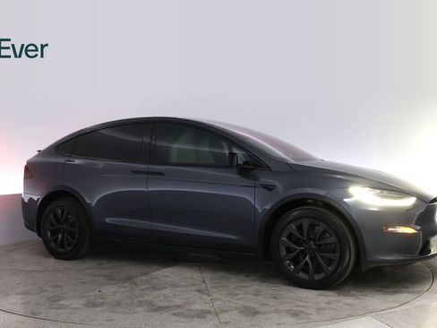 Used 2023 Tesla Model X AWD/4WD image 14