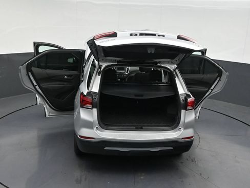 Used 2022 Chevrolet Equinox LT FWD image 35