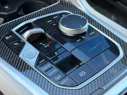 Used 2026 BMW X6 M60i image 44