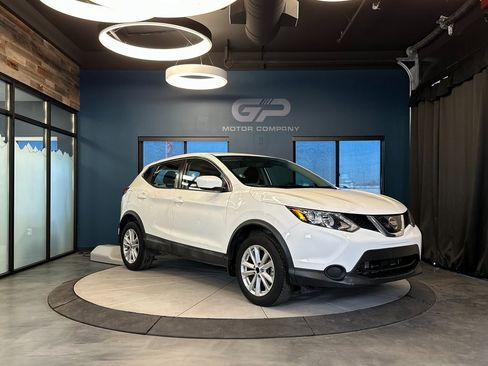Used 2019 Nissan Rogue Sport S w/ Appearance Package image 1