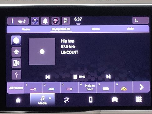 Used 2022 Jeep Compass Latitude image 25