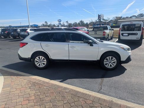 Used 2019 Subaru Outback 2.5i image 5