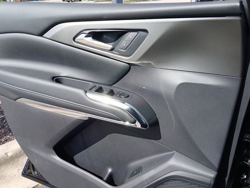 New 2026 Chevrolet Traverse LT w/ Driver Confidence Package image 18