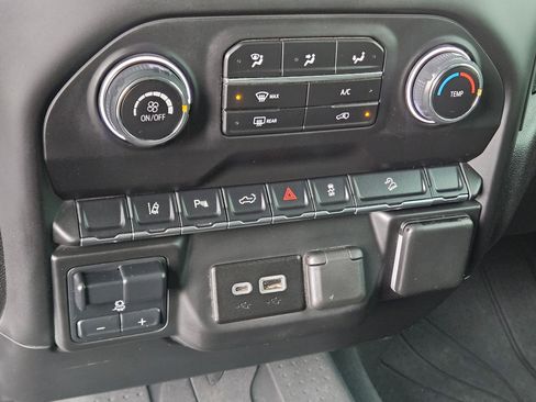 Used 2024 Chevrolet Silverado 2500 Custom w/ Custom Value Package AWD/4WD image 27