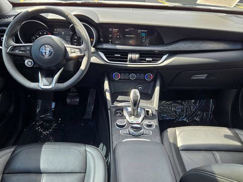 Used 2021 Alfa Romeo Stelvio Sprint w/ Sun & Sound Package AWD/4WD image 30