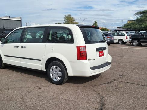 Used 2008 Dodge Grand Caravan SE image 6