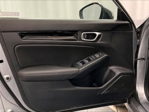 Used 2023 Honda Civic EX-L image 9