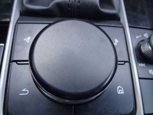 Used 2024 MAZDA MAZDA3 s FWD image 22