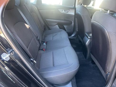 Used 2019 Kia Forte LXS image 26