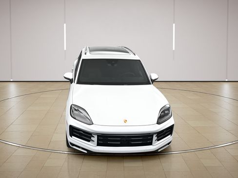 Certified 2025 Porsche Cayenne S AWD/4WD image 39