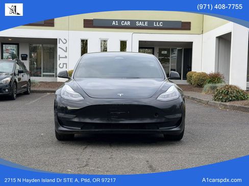 Used 2022 Tesla Model 3 Long Range AWD/4WD image 3