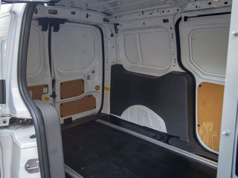 Used 2019 Ford Transit Connect XL FWD image 33