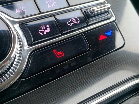 Used 2022 Lincoln Nautilus FWD w/ Premium Package image 23