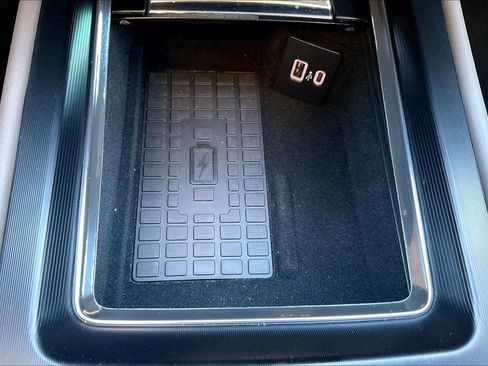 Used 2025 Lincoln Corsair Reserve FWD image 17