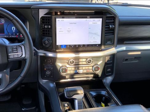 Used 2025 Ford F150 Lariat w/ Equipment Group 502A High image 7