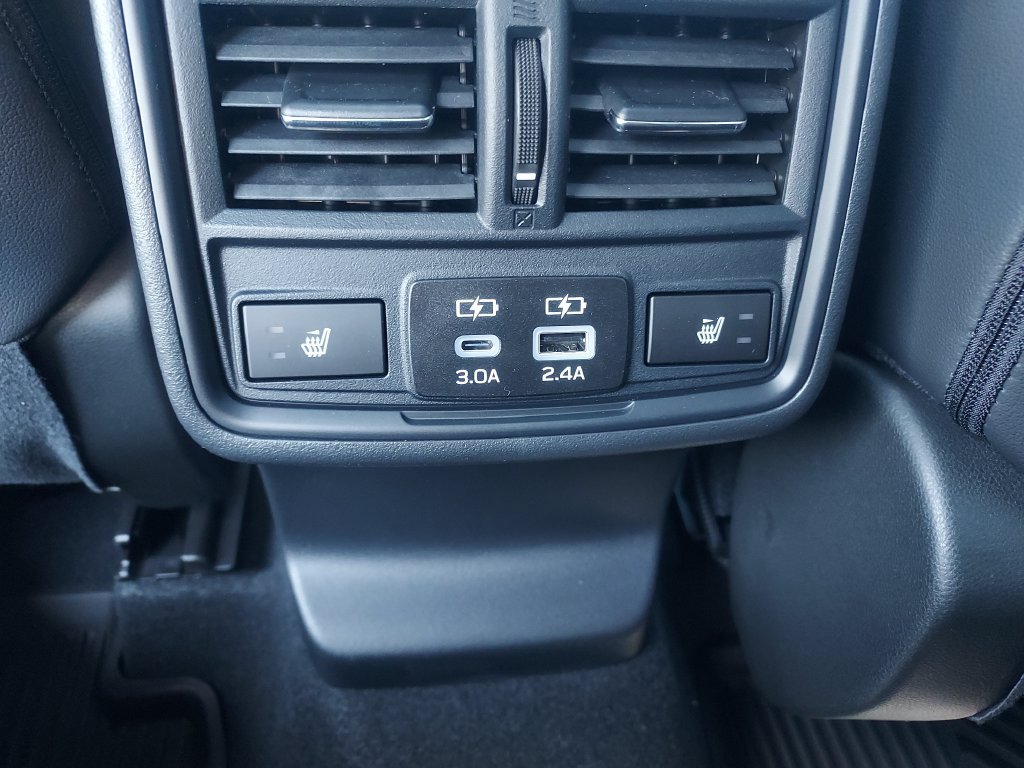 New 2026 Subaru Outback Limited AWD/4WD image 11