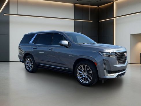 Used 2022 Cadillac Escalade Premium Luxury w/ Performance Package AWD/4WD image 8