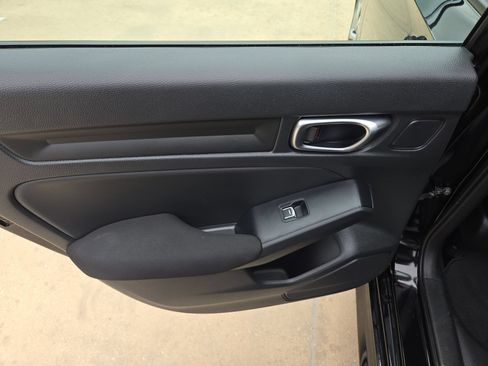 Used 2025 Honda Civic LX image 14