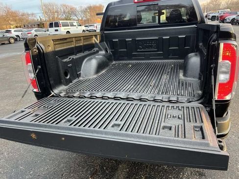 Certified 2022 GMC Canyon Elevation image 11