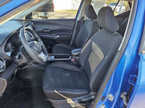 Used 2021 Nissan Kicks SV image 10