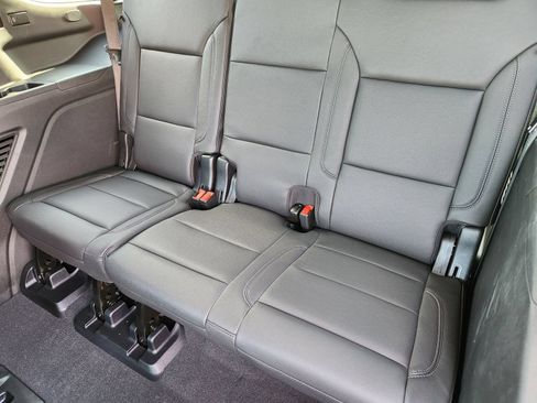 Used 2024 Chevrolet Tahoe LT w/ LT Signature Plus Package AWD/4WD image 39