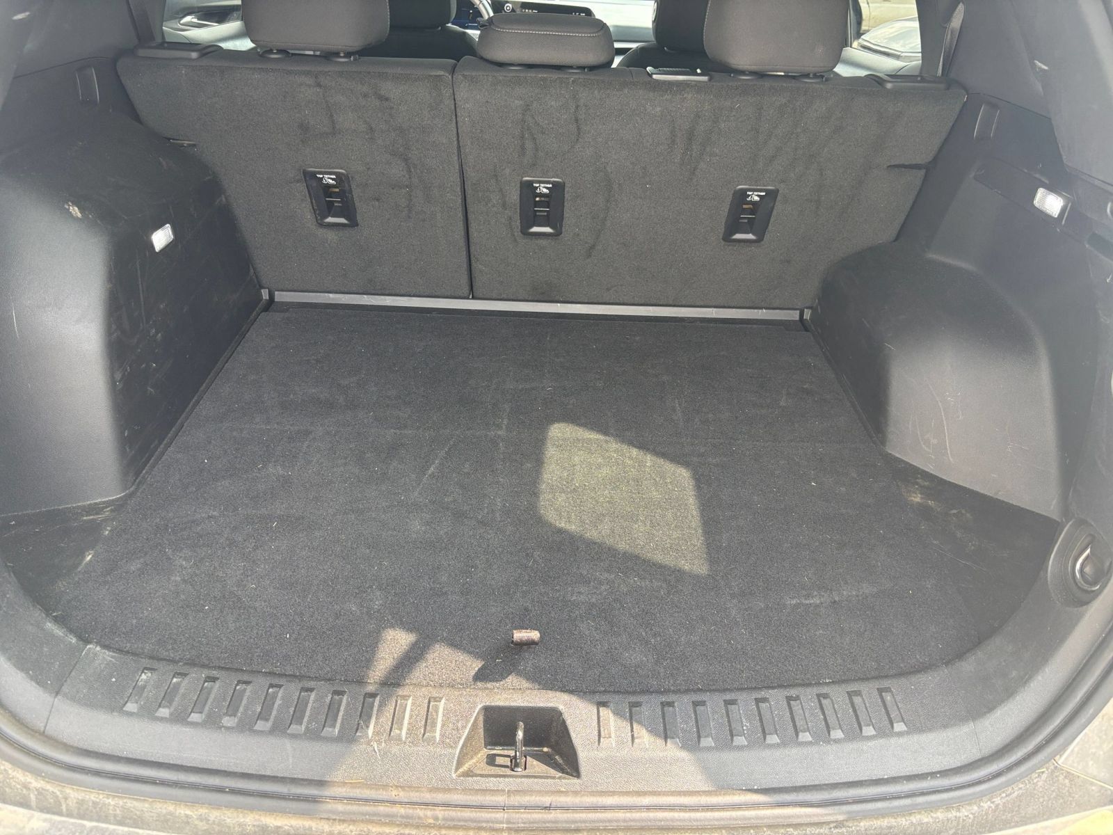 Used 2025 Chevrolet Equinox LT FWD image 30