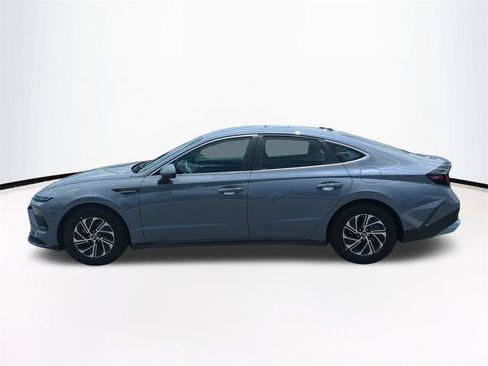 New 2026 Hyundai Sonata Blue FWD image 8