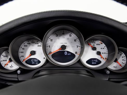 Used 2006 Porsche 911 Carrera S image 18