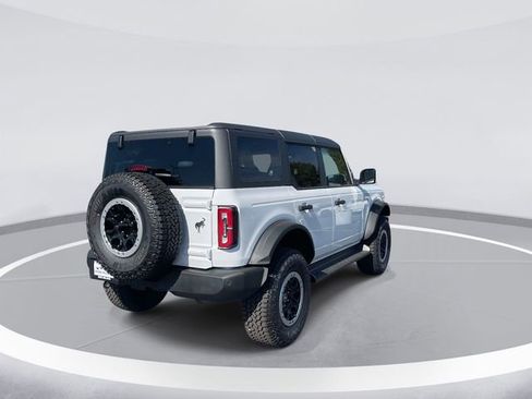 New 2026 Ford Bronco Outer Banks w/ Sasquatch Package AWD/4WD image 4