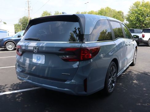 Used 2026 Honda Odyssey Touring image 5