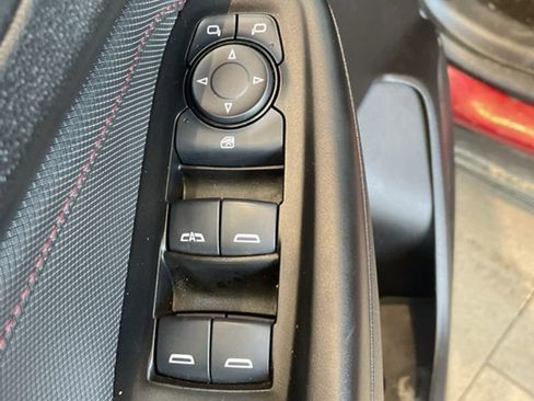 Used 2023 Chevrolet TrailBlazer RS image 12