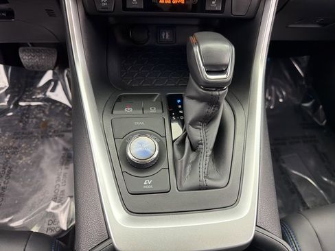 Used 2023 Toyota RAV4 XSE w/ XSE Grade Weather Package image 15