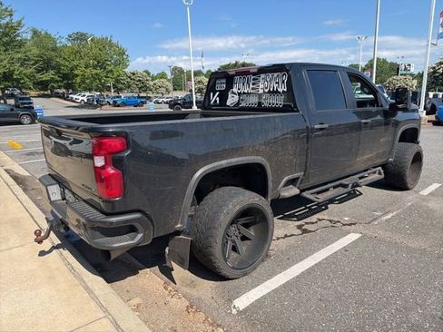 Used 2024 Chevrolet Silverado 2500 Custom w/ Custom Value Package AWD/4WD image 4