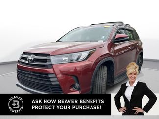 Used 2019 Toyota Highlander SE video 1