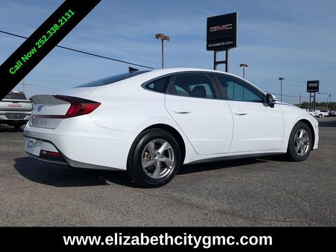 Used 2023 Hyundai Sonata SE w/ Cargo Package image 4