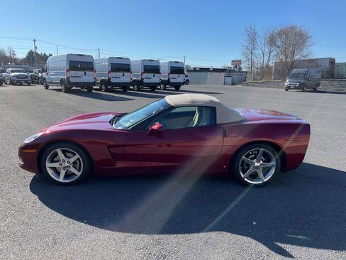Used 2006 Chevrolet Corvette Convertible w/ Preferred Equipment Group image 5