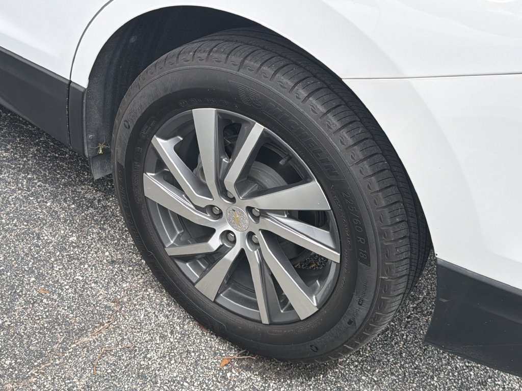 Used 2024 Chevrolet Equinox Premier FWD image 6