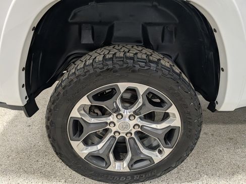Used 2020 RAM 1500 Limited AWD/4WD image 13