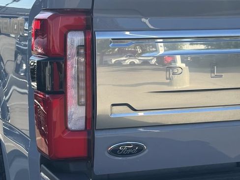 Used 2024 Ford F250 Platinum w/ Tremor Off-Road Package AWD/4WD image 6