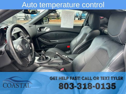 Used 2009 Nissan 370Z Touring w/ Sport Pkg RWD image 9