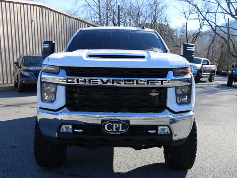 Used 2022 Chevrolet Silverado 2500 LT w/ Convenience Package image 10