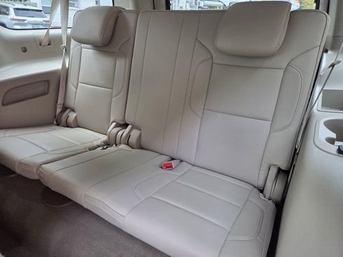 Used 2020 GMC Yukon XL Denali image 12