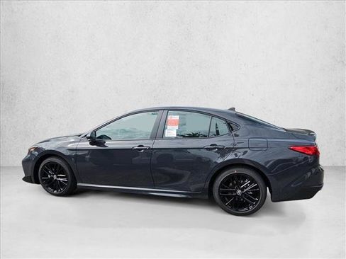 New 2026 Toyota Camry SE FWD image 5
