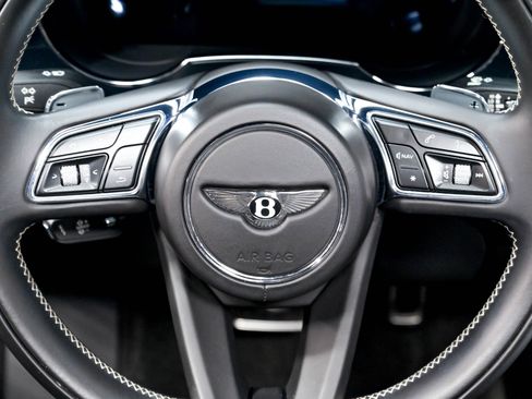 Used 2021 Bentley Bentayga w/ First Edition Specification AWD/4WD image 66