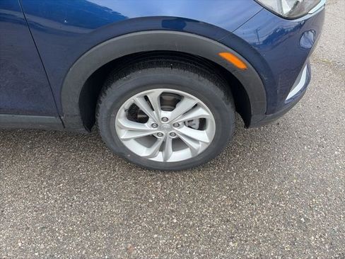 Used 2023 Buick Encore GX Preferred FWD image 9