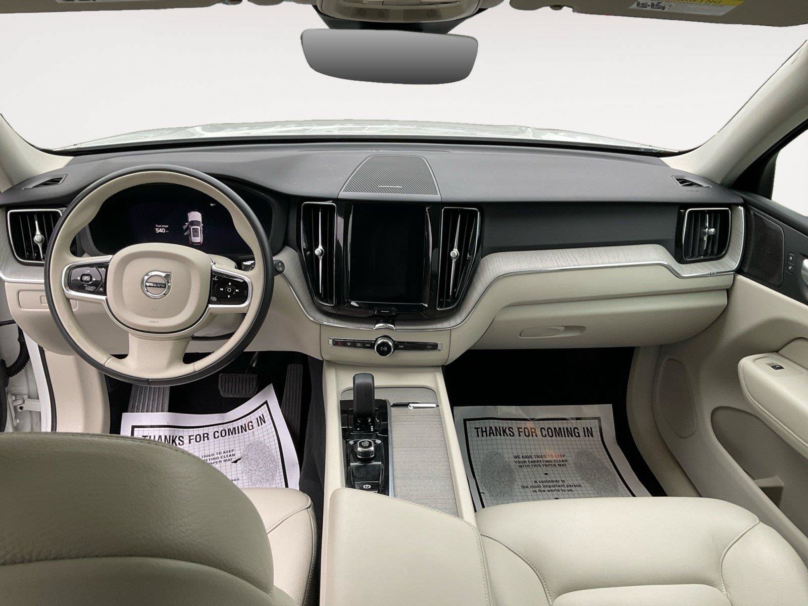 Certified 2024 Volvo XC60 B5 Plus w/ Climate Package AWD/4WD image 10