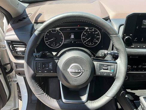 Certified 2023 Nissan Rogue SL w/ SL Premium Package AWD/4WD image 14