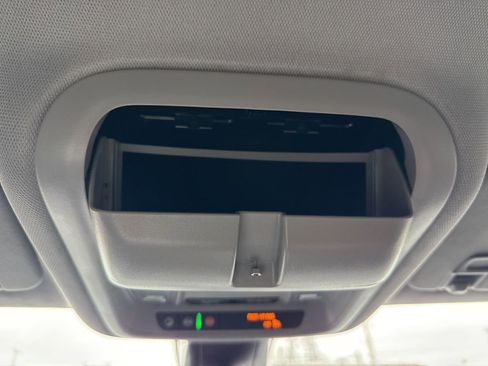 Used 2023 Chevrolet Blazer LT w/ Midnight/Sport Edition image 38