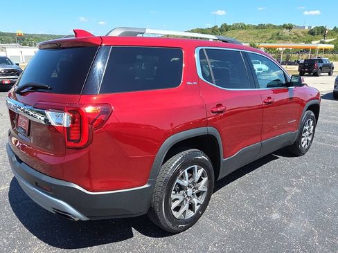 Used 2023 GMC Acadia SLE w/ Driver Convenience Package FWD image 8
