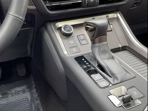 Used 2025 Lexus GX 550 w/ Cold Area Package AWD/4WD image 41